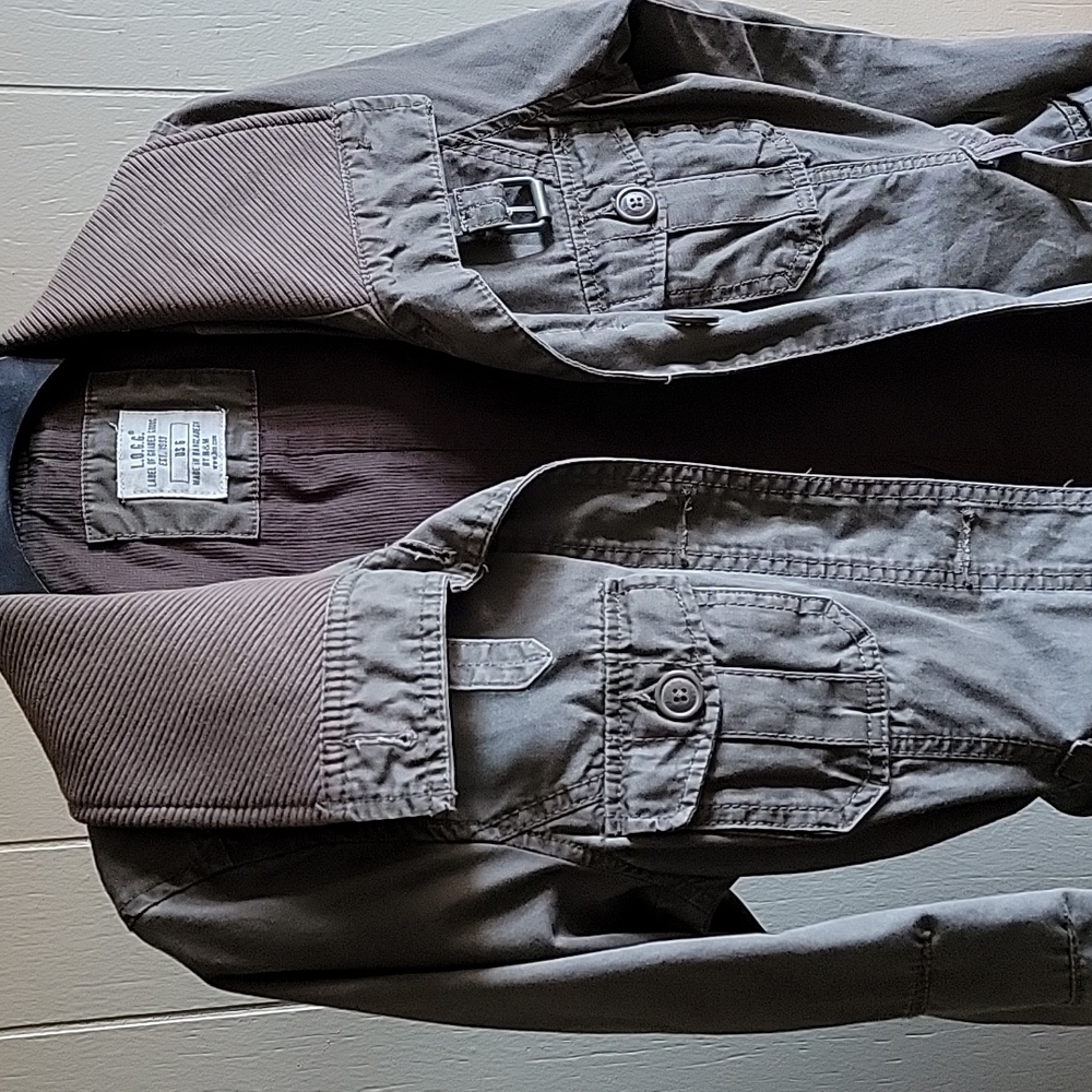 Jacket - Picture 2 of 3